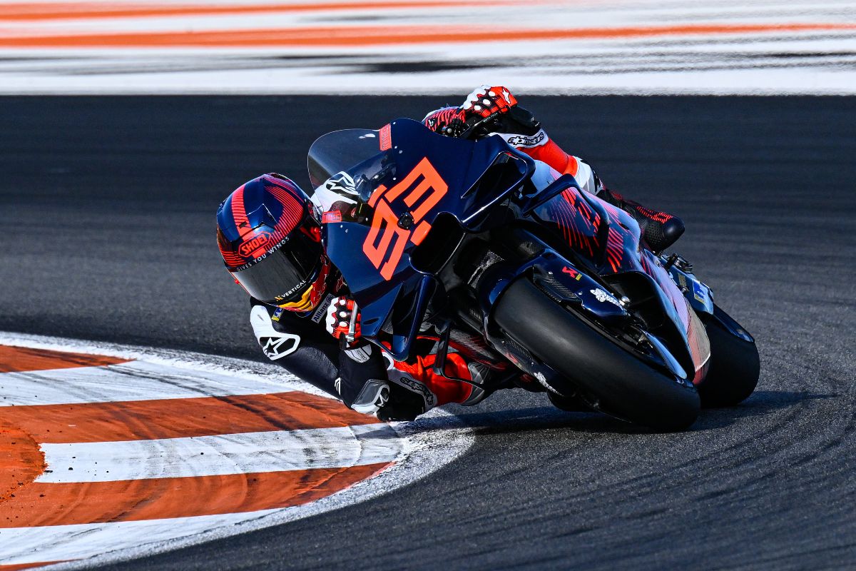 Viñales Fastest, Marc Marquez Debuts With Ducati In P4 & Acosta Lands In Motogp