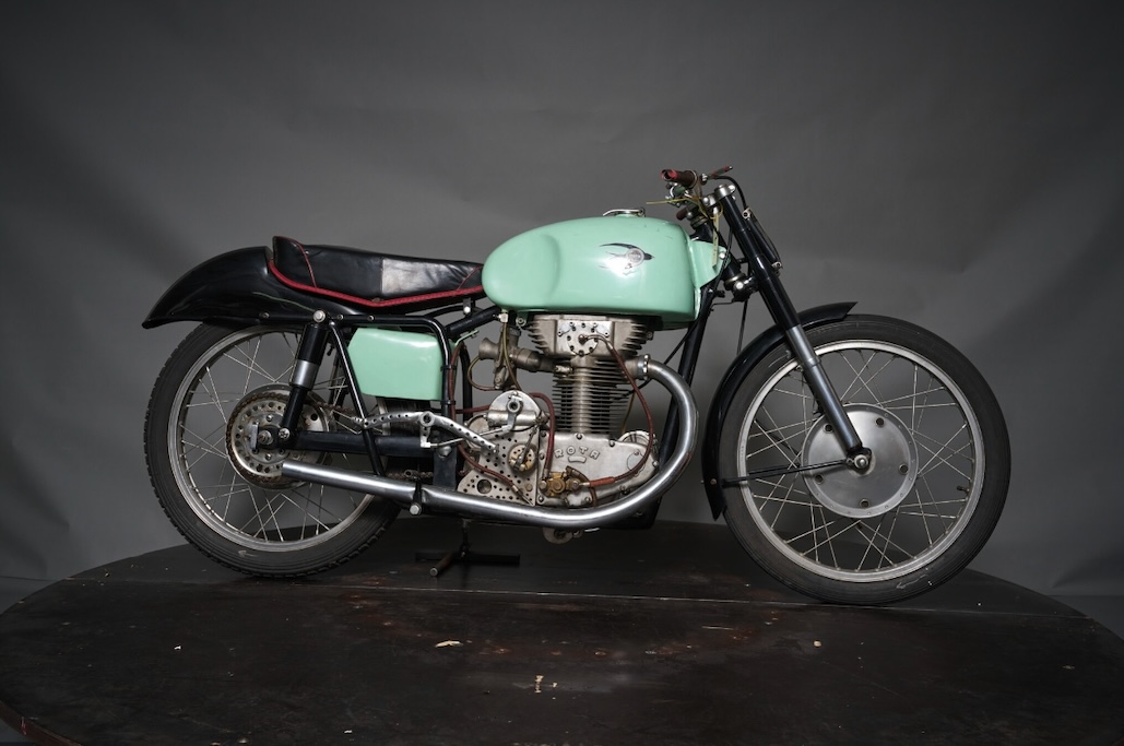 Motorcycle Highlights To See At The Grandes Marques Du Monde à Paris' Sale