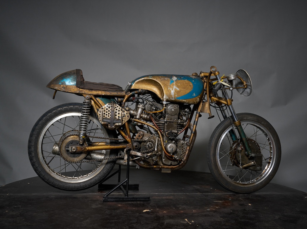 Motorcycle Highlights To See At The Grandes Marques Du Monde à Paris' Sale