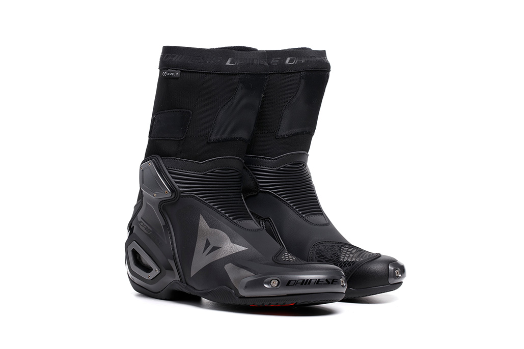 Dainese Introduces The Next Generation Of Racing Boots – The Axial 2