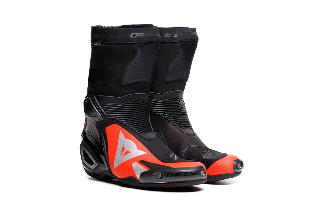 Dainese Introduces The Next Generation Of Racing Boots – The Axial 2