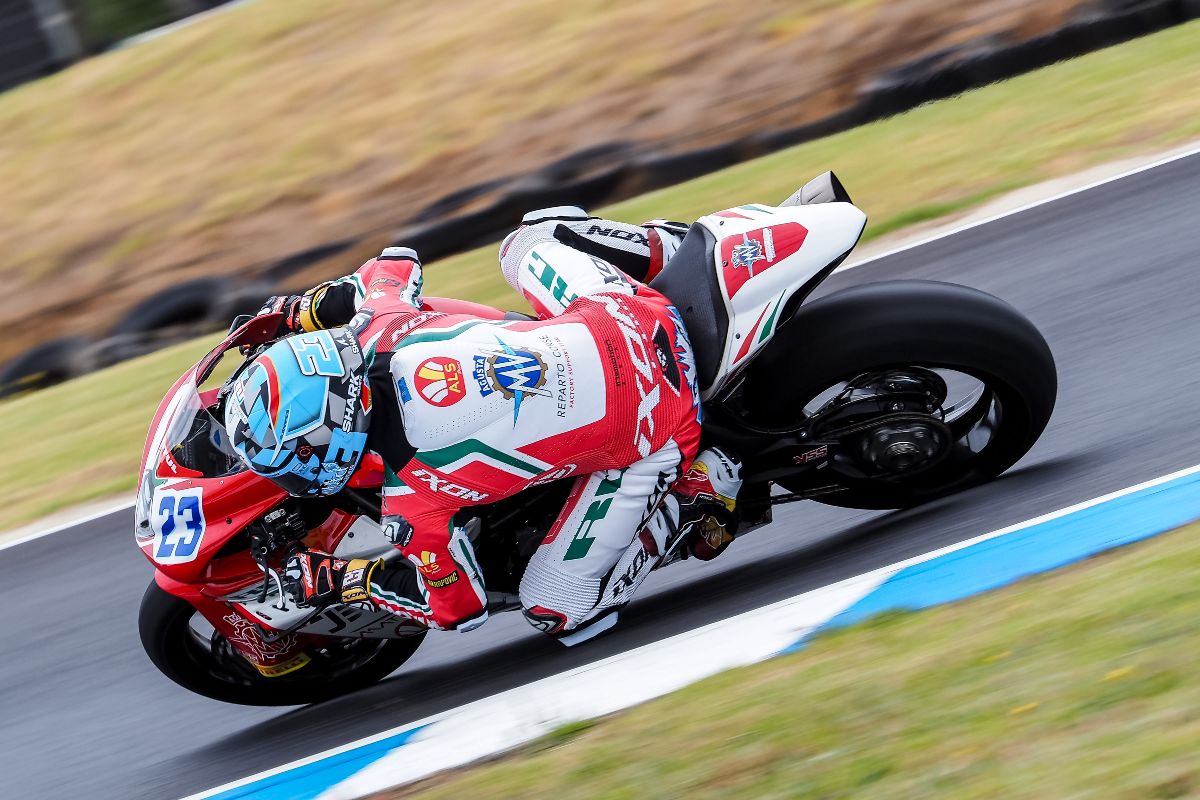 Huertas' Ducati Debut Pole & Lap Record Triumph At Phillip Island