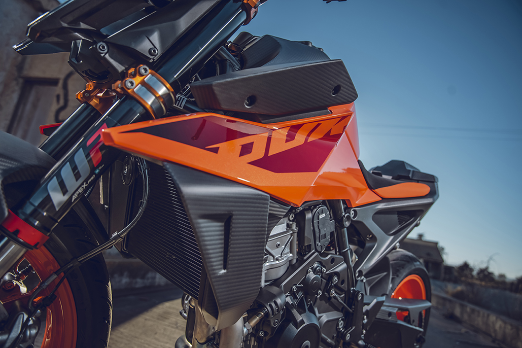 WP Suspension Unleashes New Apex Pro Components For The 2024 KTM 990 Duke