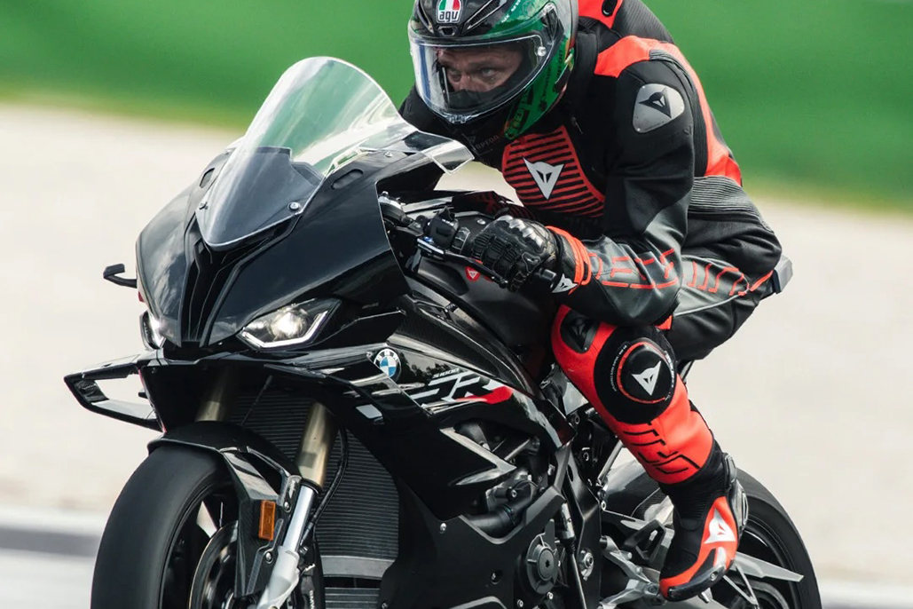 Dainese Unveils Audax D-Zip 1PC Perf. Leather Suit, Axial 2 Boots, & Full Metal 7 Gloves