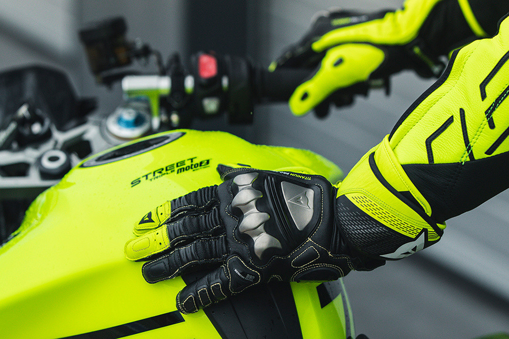 Dainese Unveils Audax D-zip 1pc Perf. Leather Suit, Axial 2 Boots, & Full Metal 7 Gloves