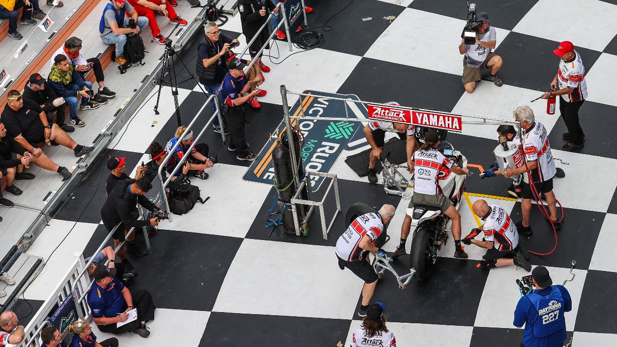 Friday Night Lights: Pit Stop Challenge Set For Day Prior To The Daytona 200