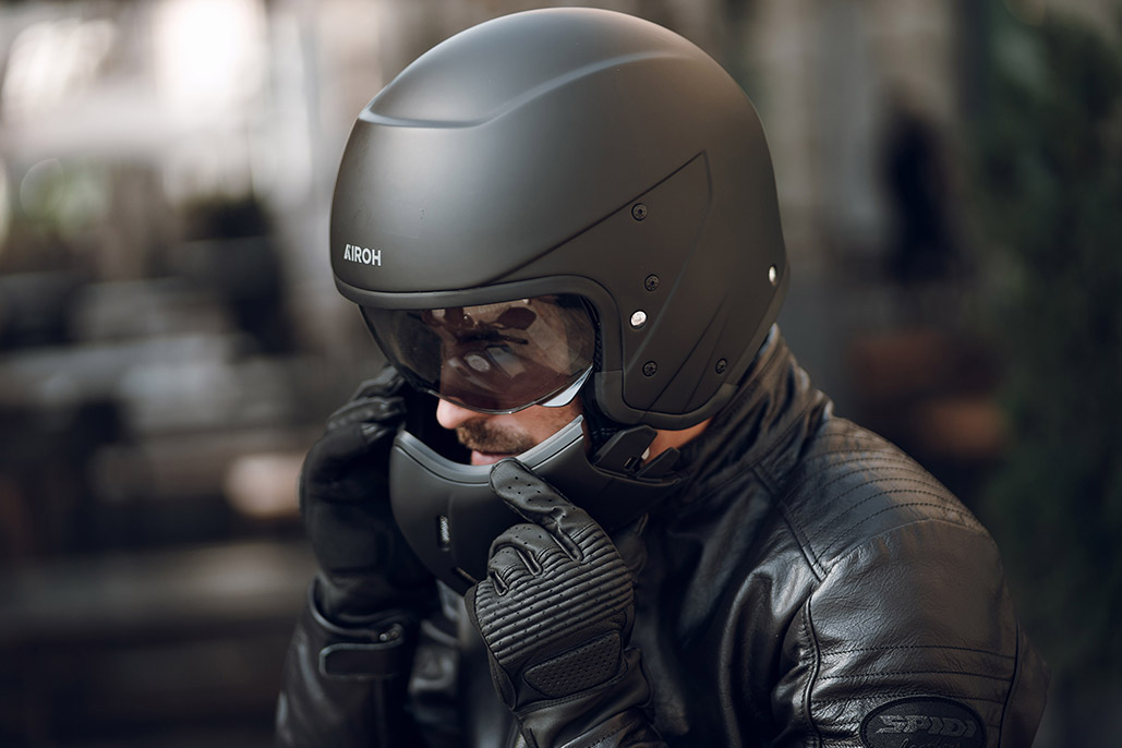 Airoh J 110 The Two-in-one Helmet With An Unmistakable Style