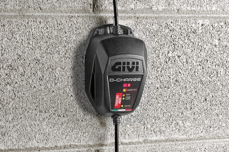 Always Keep Your Batteries Charged With Givi