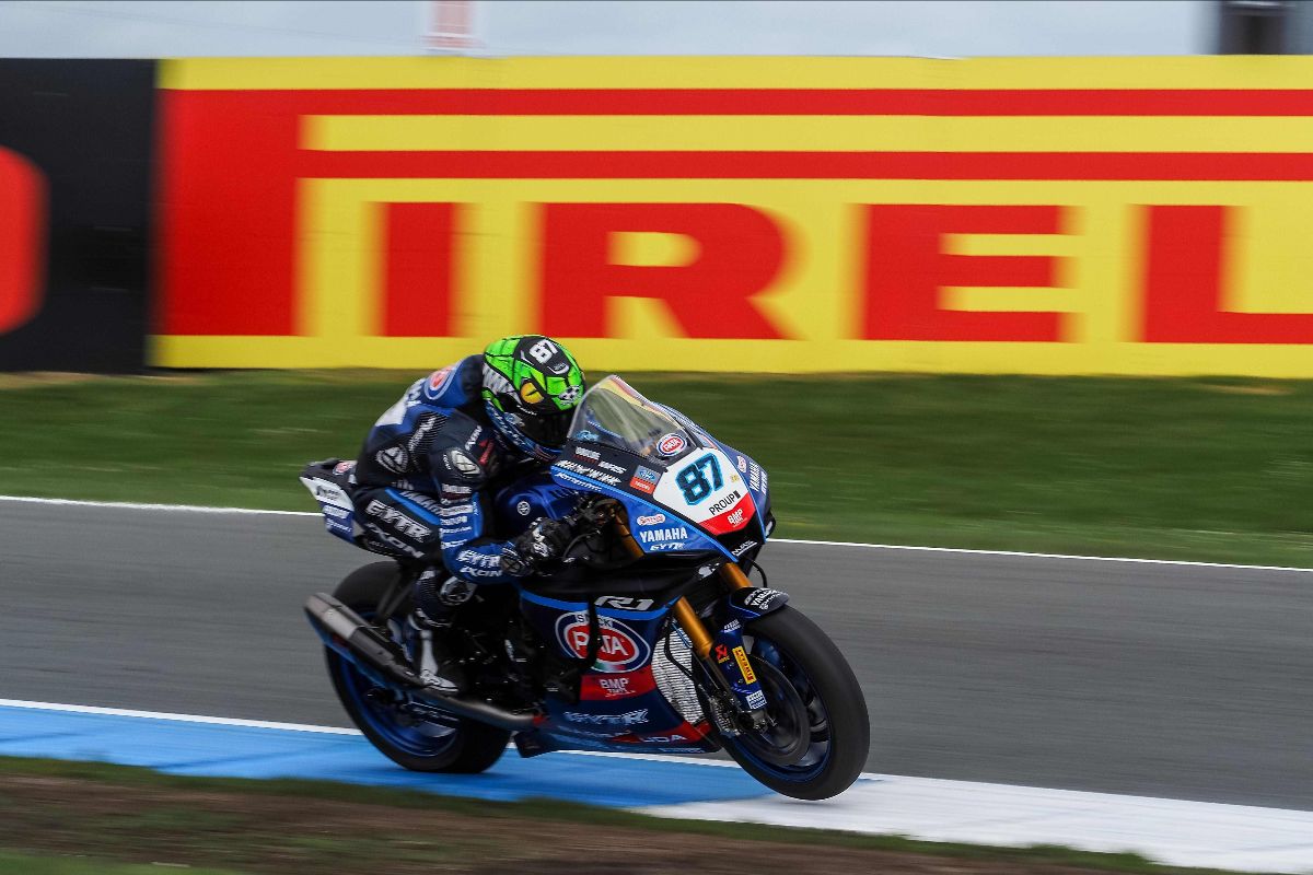 Bautista Leads The Way In Changeable Conditions At Assen