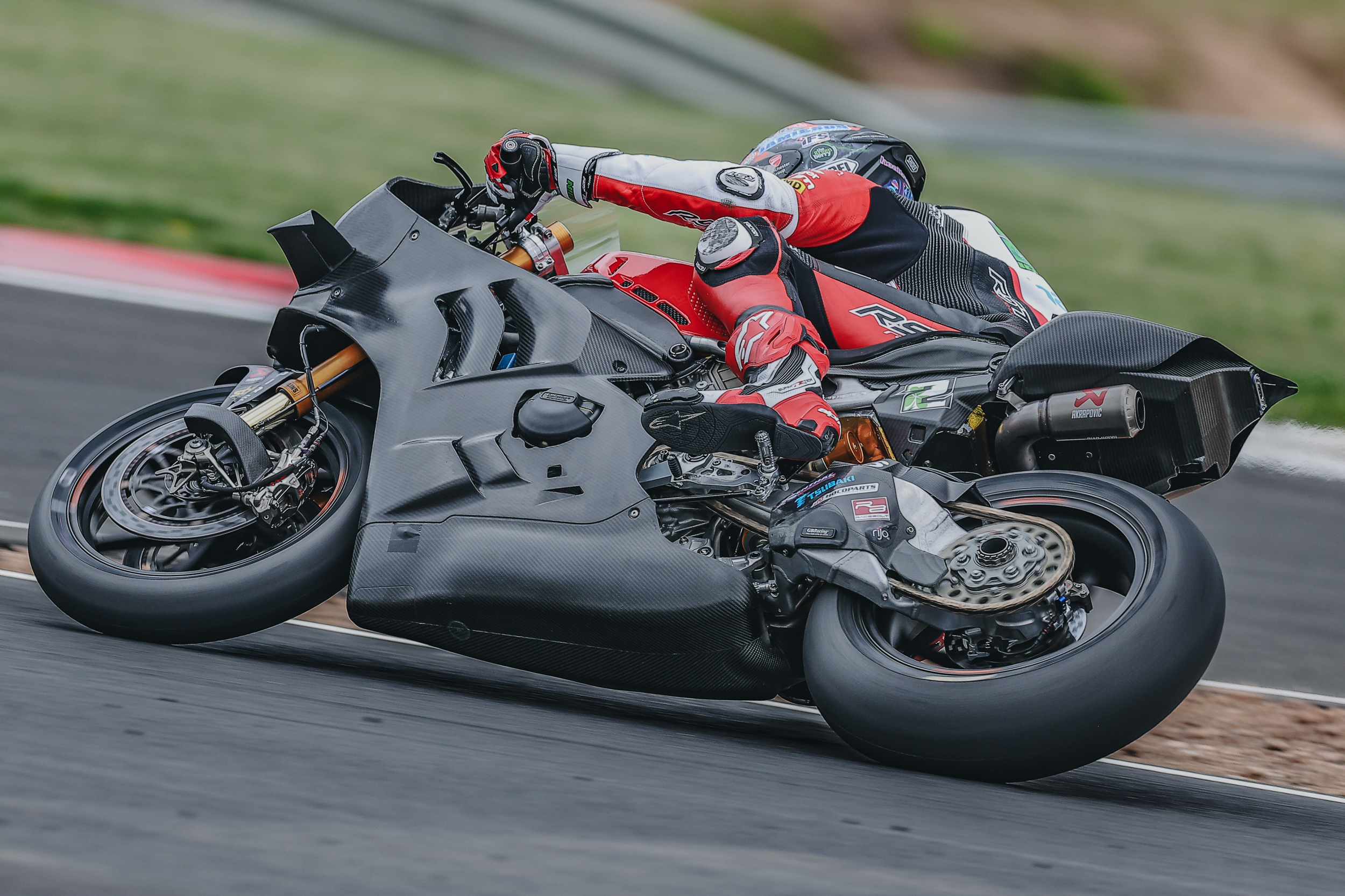 Bennetts Bsb Teams Conclude Successful Test At Circuito De Navarra Despite Final Session Incident