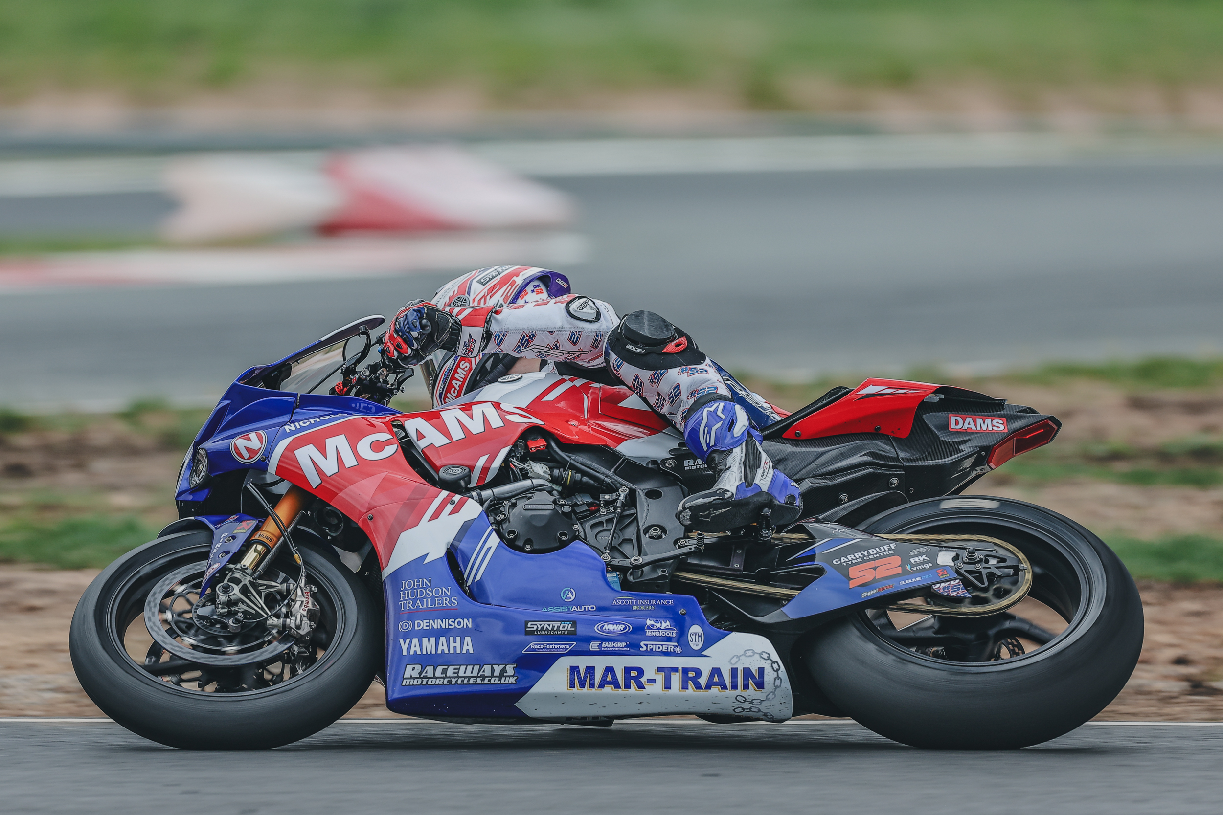 British Superbike Championship And Support Classes Deliver Intense Action In Season Opening Day At Circuito De Navarra