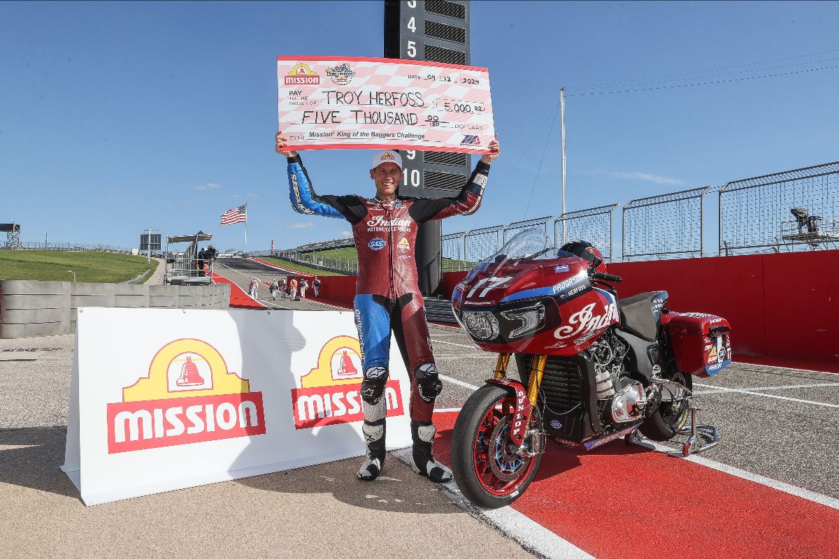 Herfoss Takes Mission King Of The Baggers Challenge At COTA Superbike