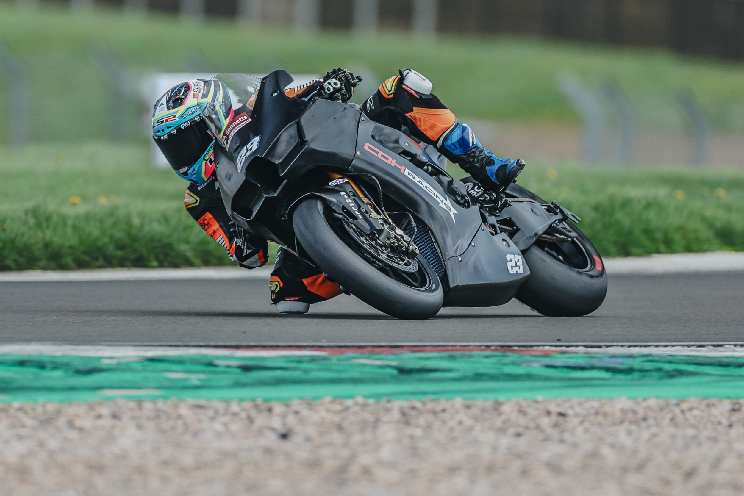 Luke Hedger Shows Resilience And Progress At Donington Park Bsb Test