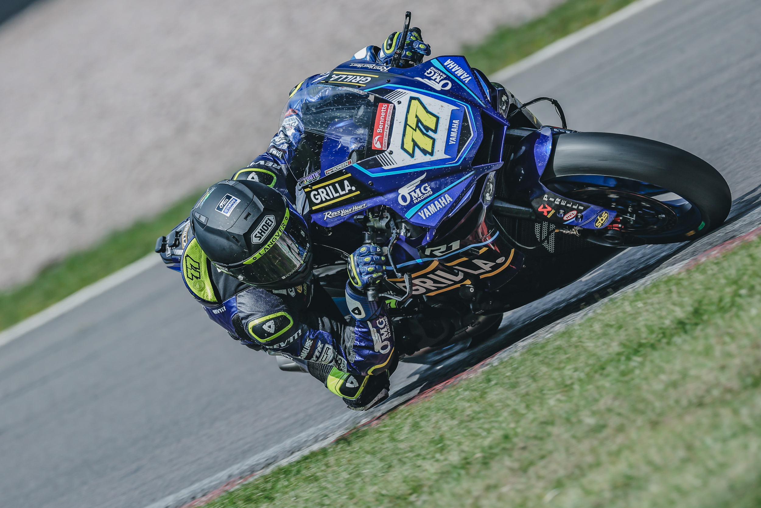 Bennetts Bsb Teams Impress At Sun-drenched Oulton Park Test