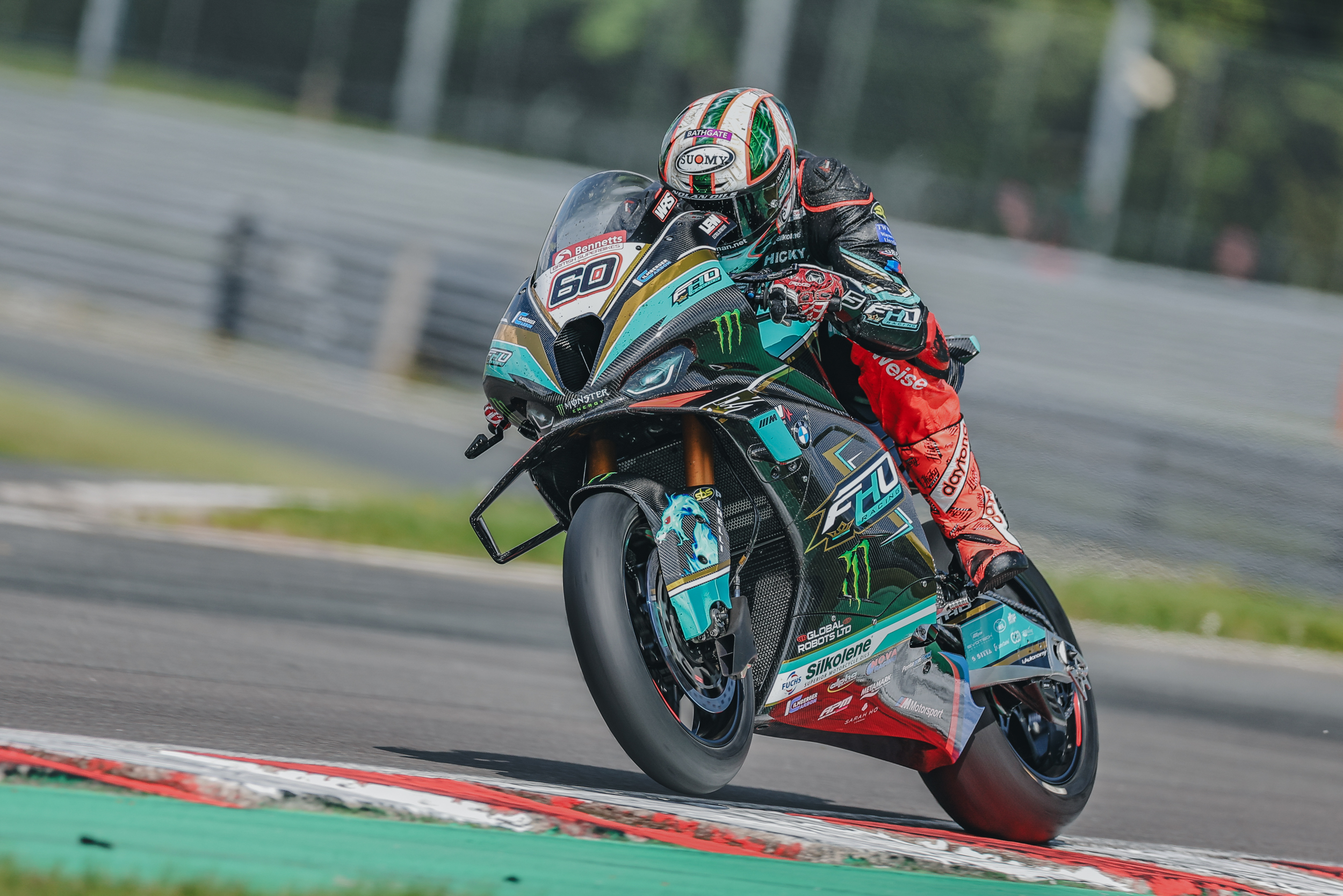 Bennetts Bsb Teams Impress At Sun-drenched Oulton Park Test