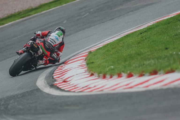 Irwin Leads The Way At Oulton Park