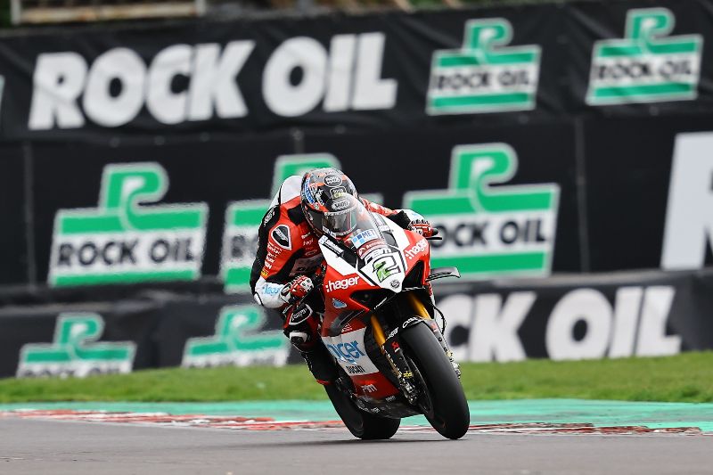 Irwin And Bridewell Separated By 0.237s At The Top Of The Times At Oulton Park