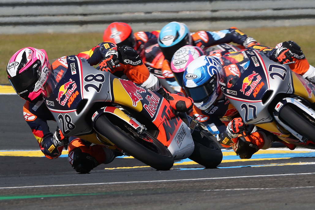 Quiles wins over Salmela and Carpe in great Rookies Race 1 Le Mans battle