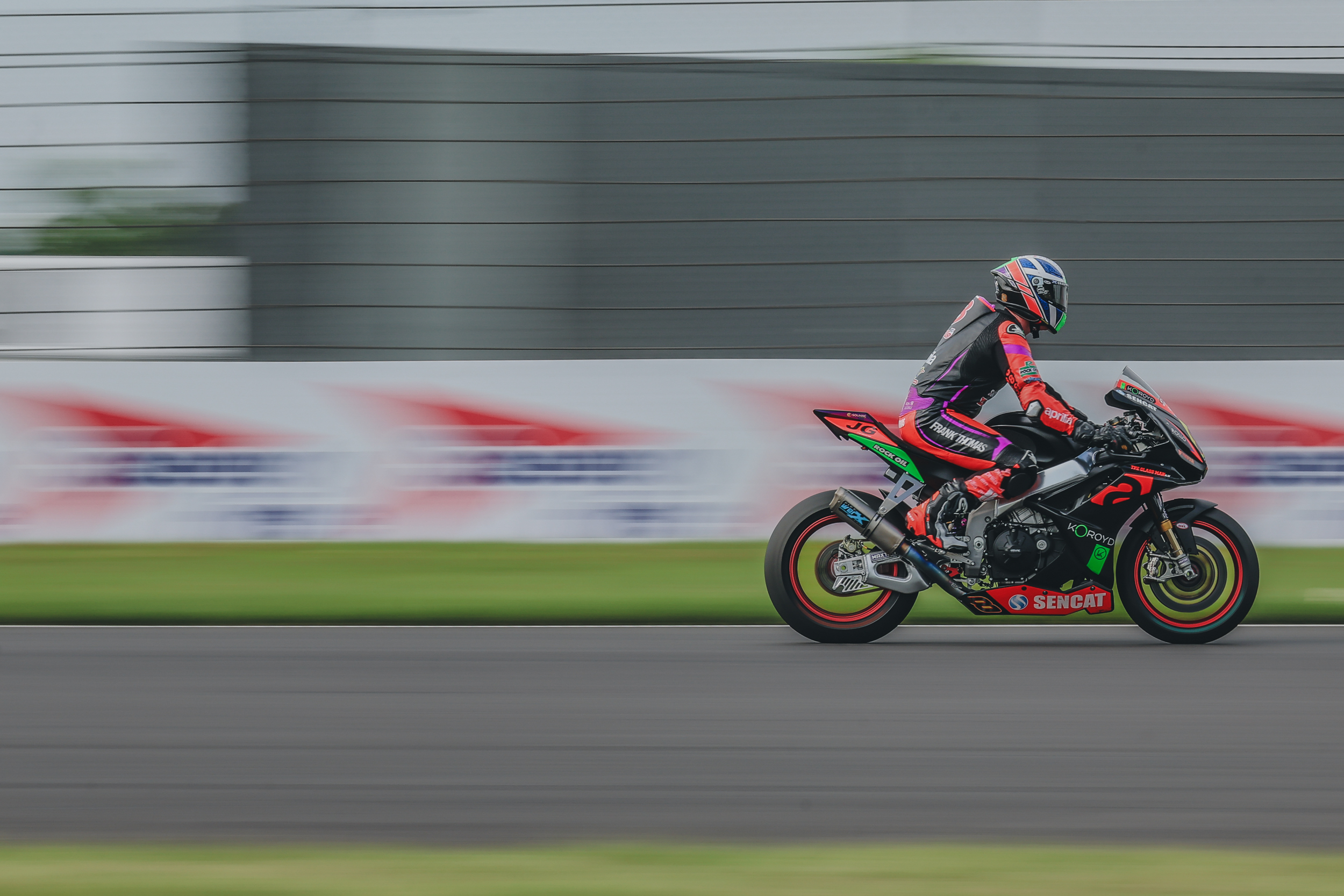 Ryde Storms To Victory In Thrilling Race 1 At Donington Park