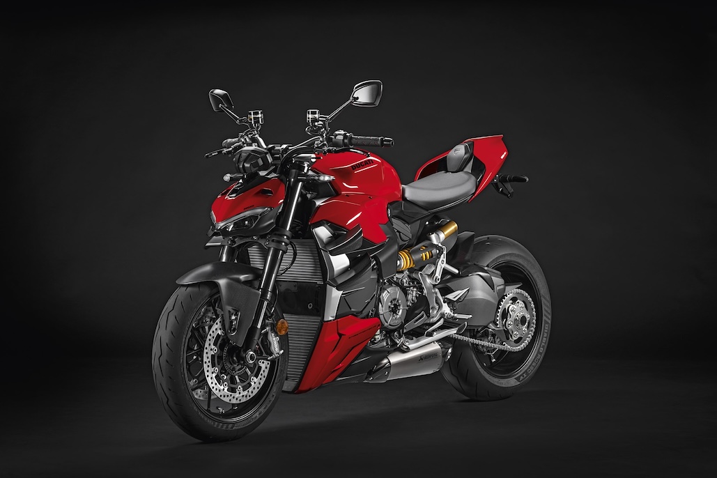 Streetfighter V2: Ducati Performance accessories to enhance design and performance