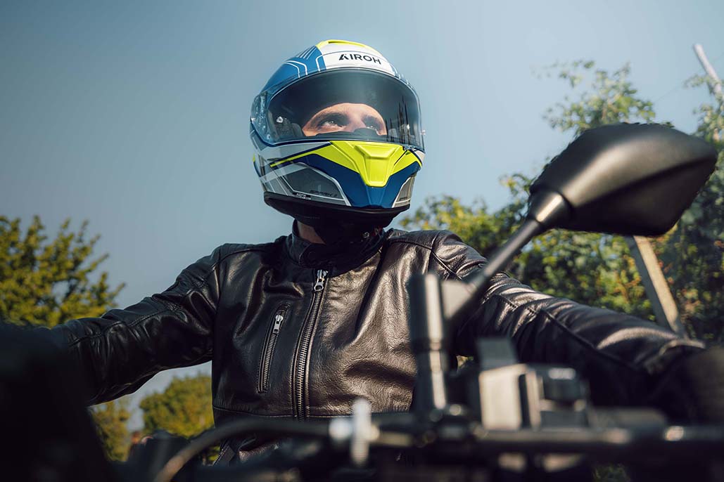 Airoh: Spark 2, The New Full-face Helmet With Bold Lines