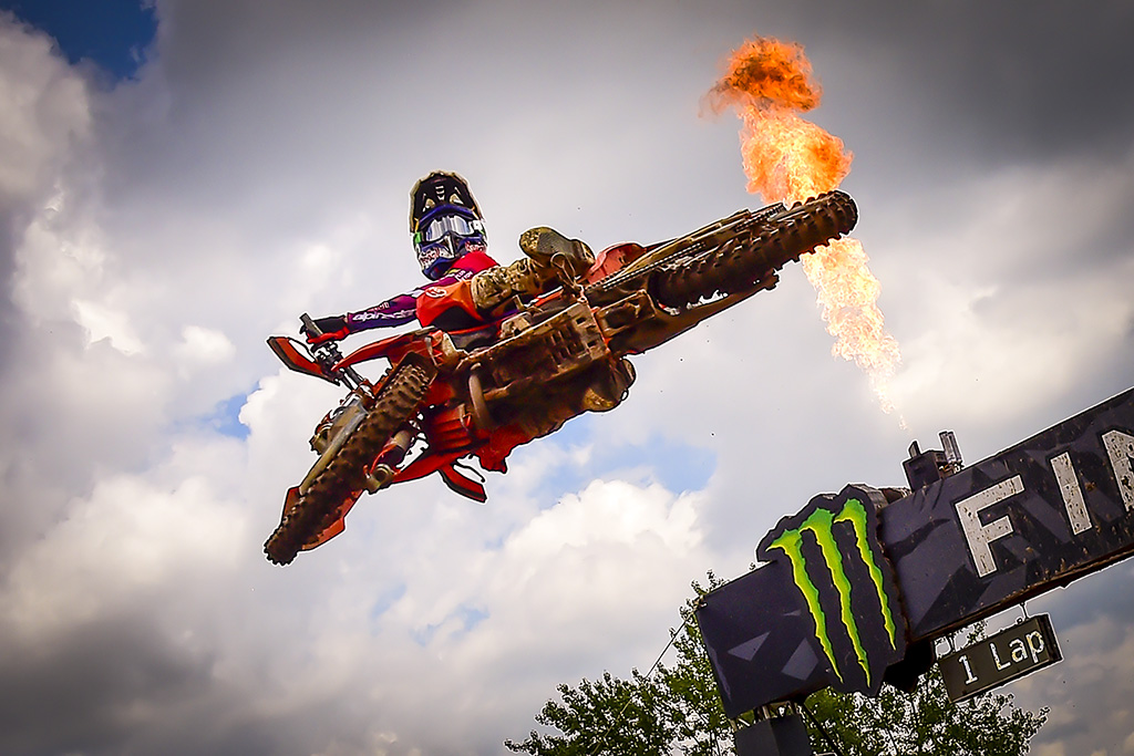 Gajser And S.coenen Take Mighty Wins At Maggiora