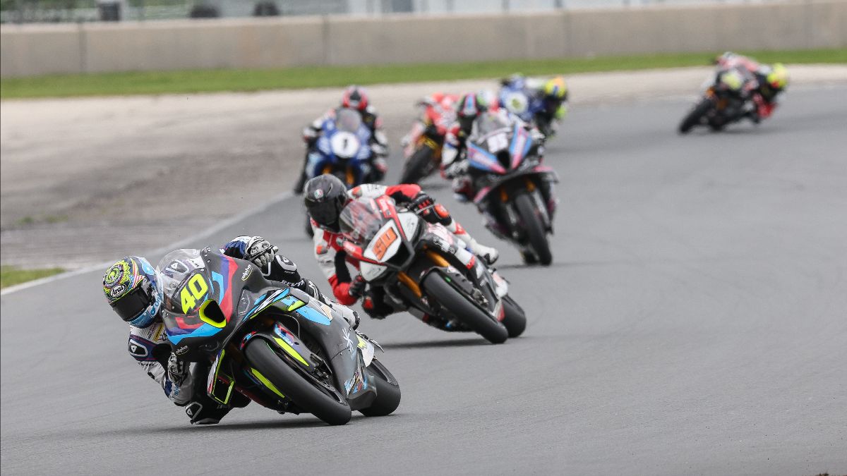 Herrin Dominates Steel Commander Superbike Race Two At Road America