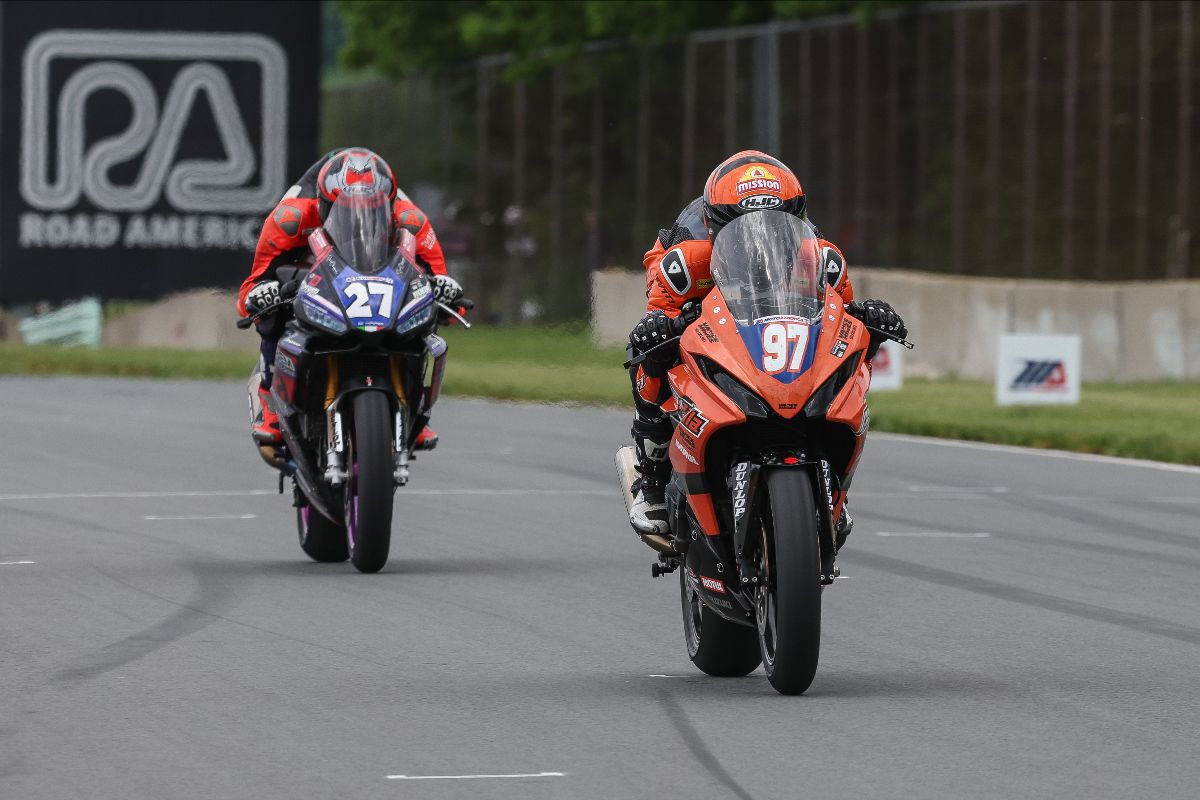 How Close Is Close? Scott Wins Supersport At Road America By .001 Of A Second