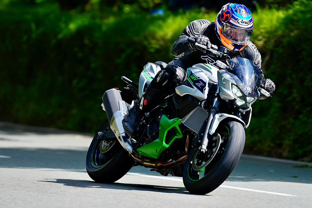 Mccallen Completes First Ever Hybrid Tt Lap