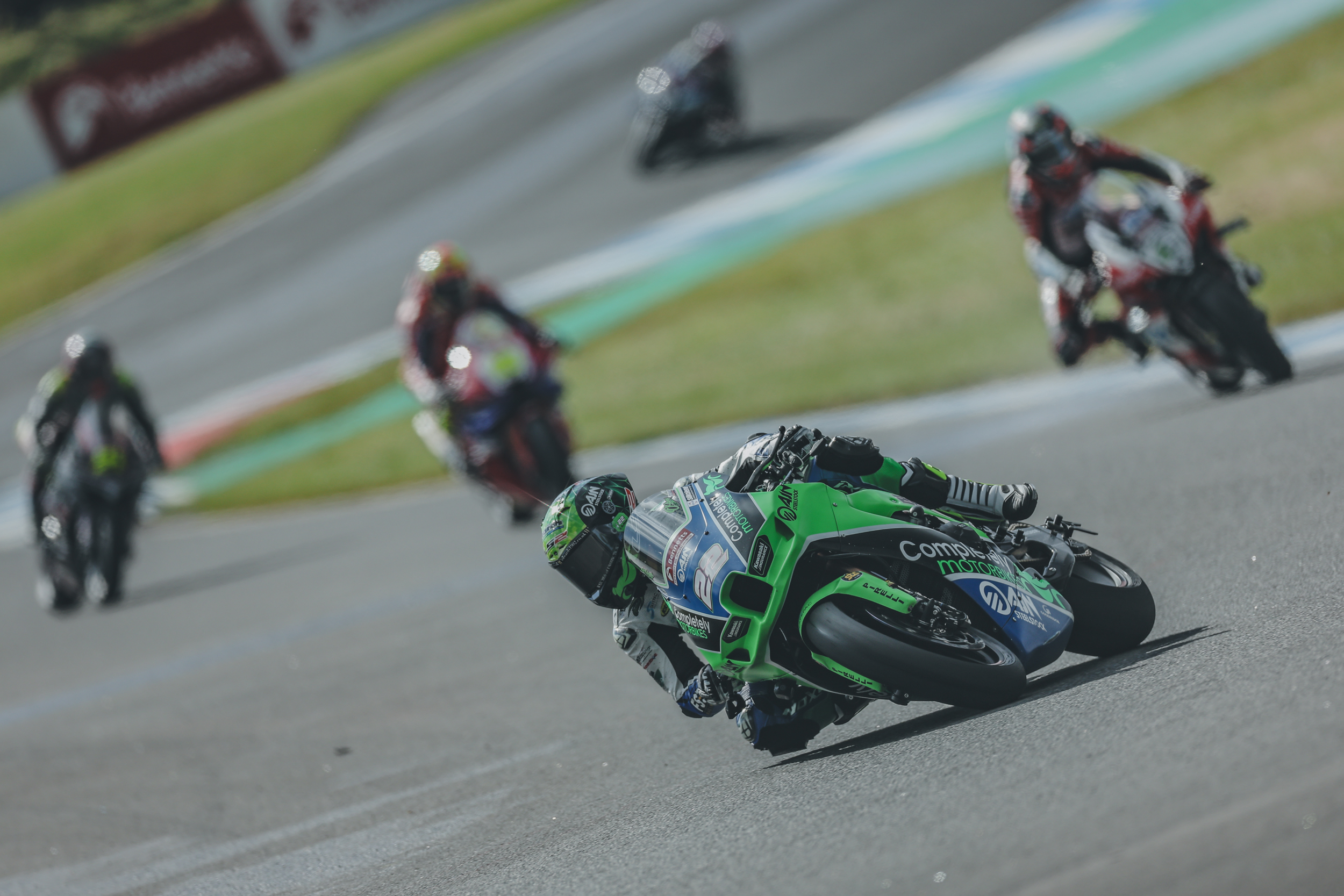 Tommy Bridewell Dominates Race One At Knockhill In A Commanding Performance