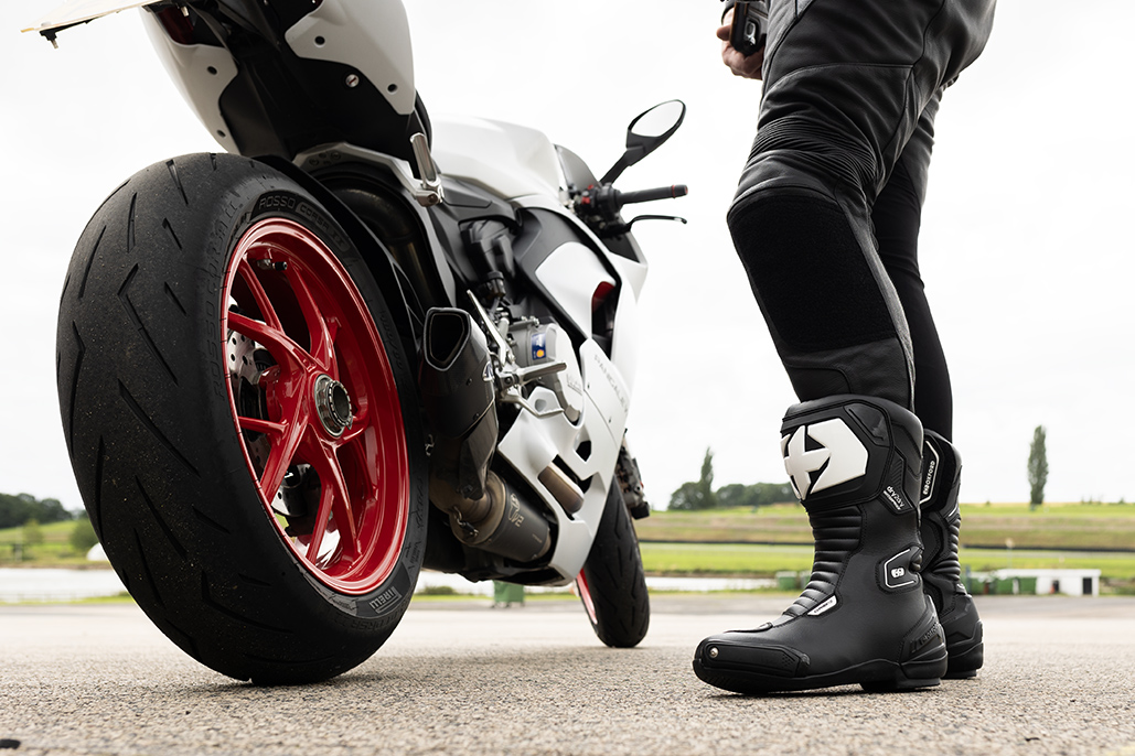 Break The Code With The New Cypher 1.0 Boot