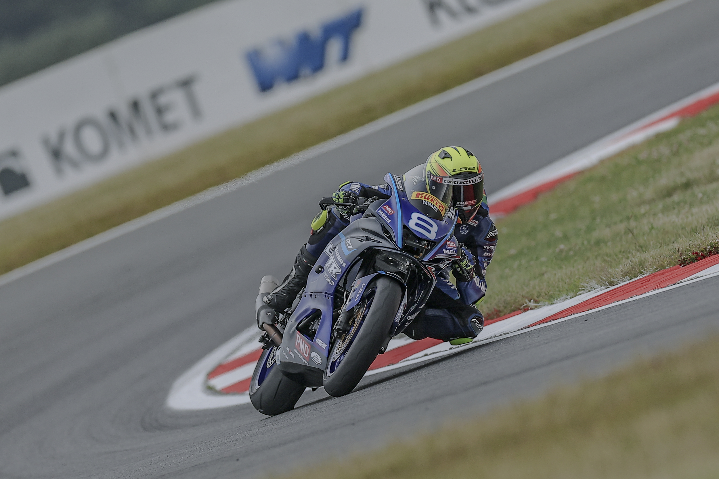 Colombi Triumphs In Thrilling Pirelli National Sportbike Race At Snetterton