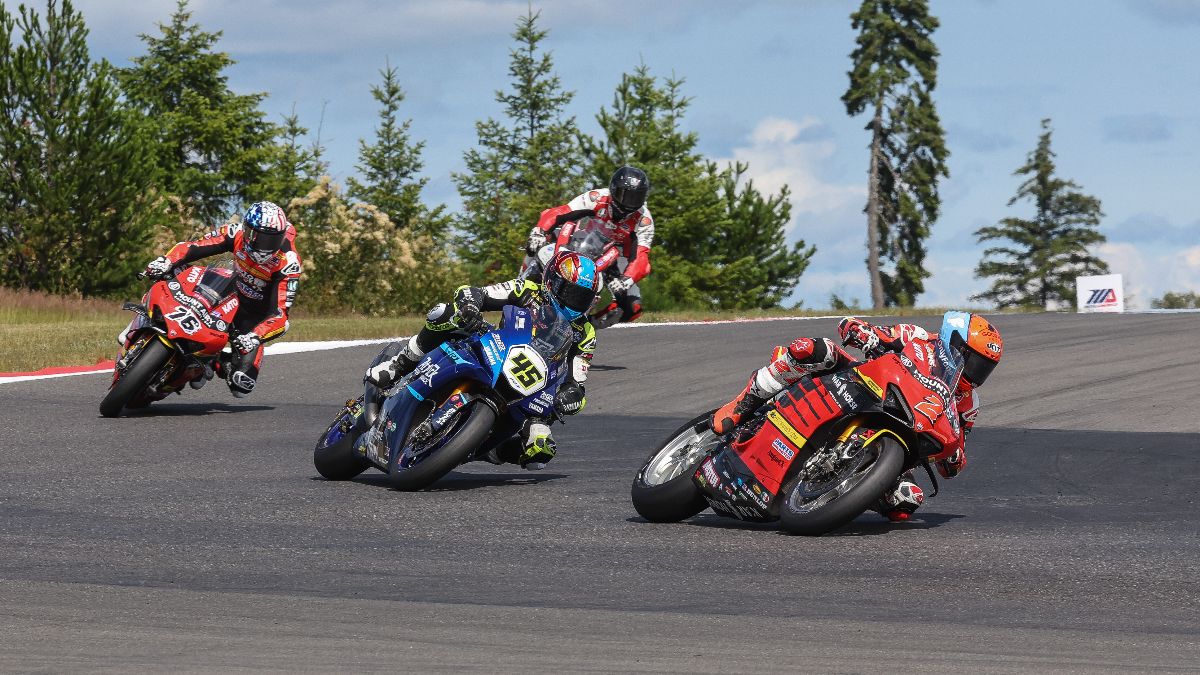 Herrin Wins, Superbike Title Chase Features Four At The Top