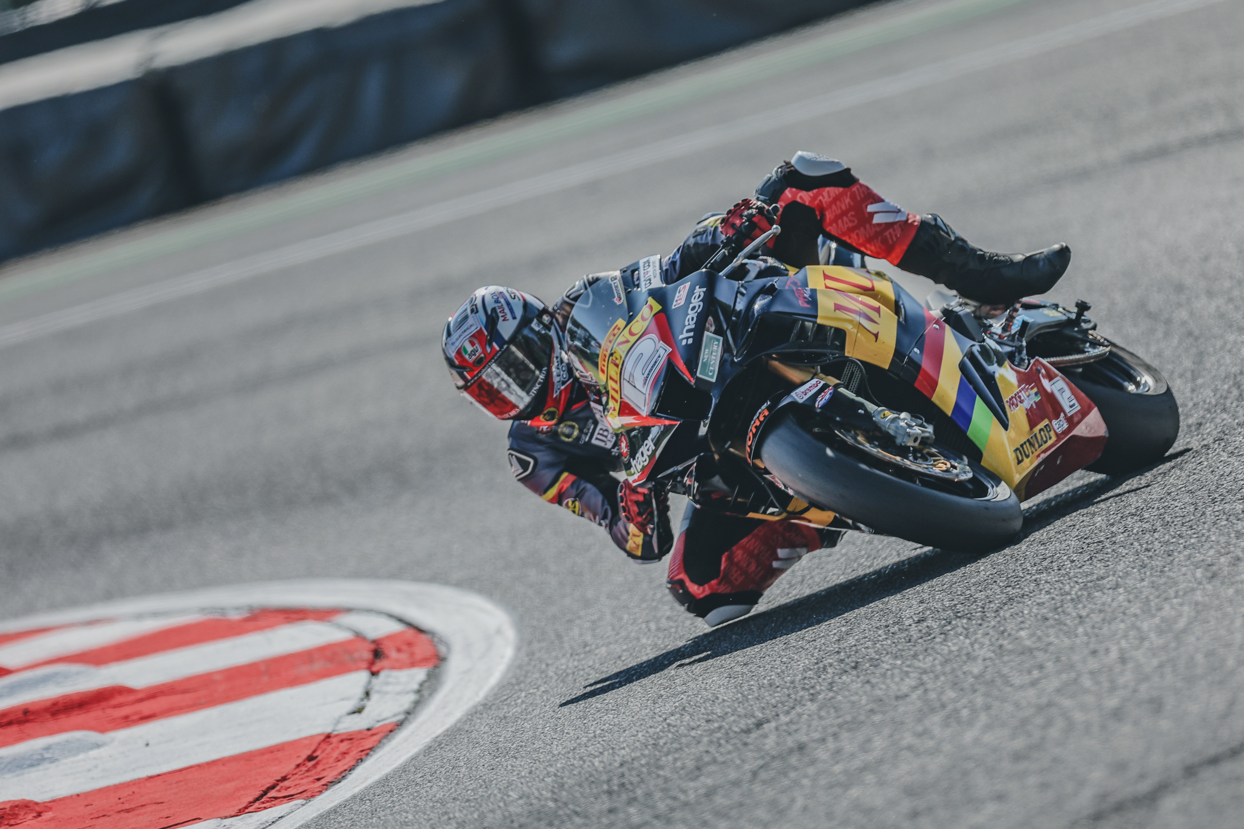 Scorching Pace: Todd Leads The Way In Superstock At Brands Hatch