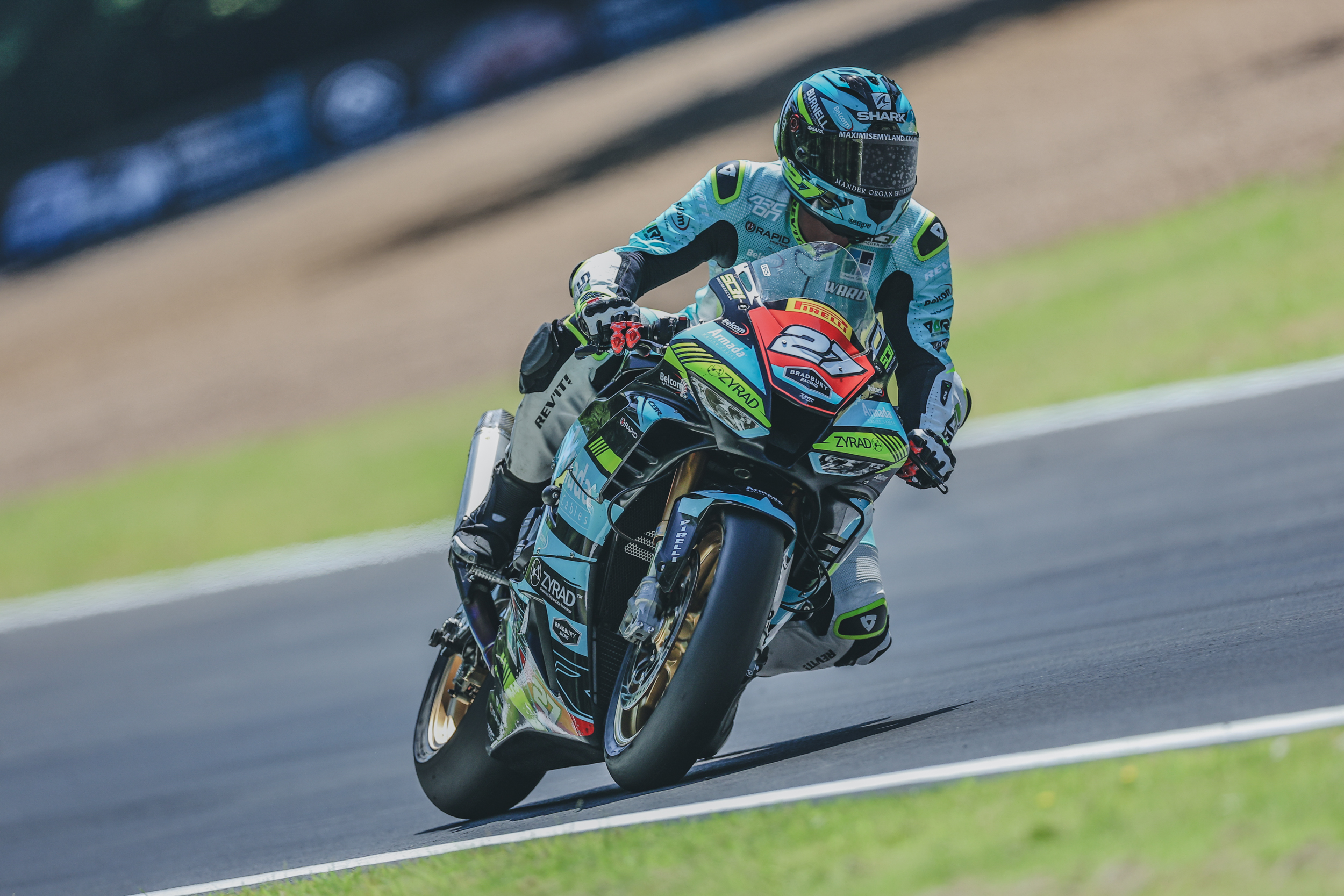 Scorching Pace: Todd Leads The Way In Superstock At Brands Hatch