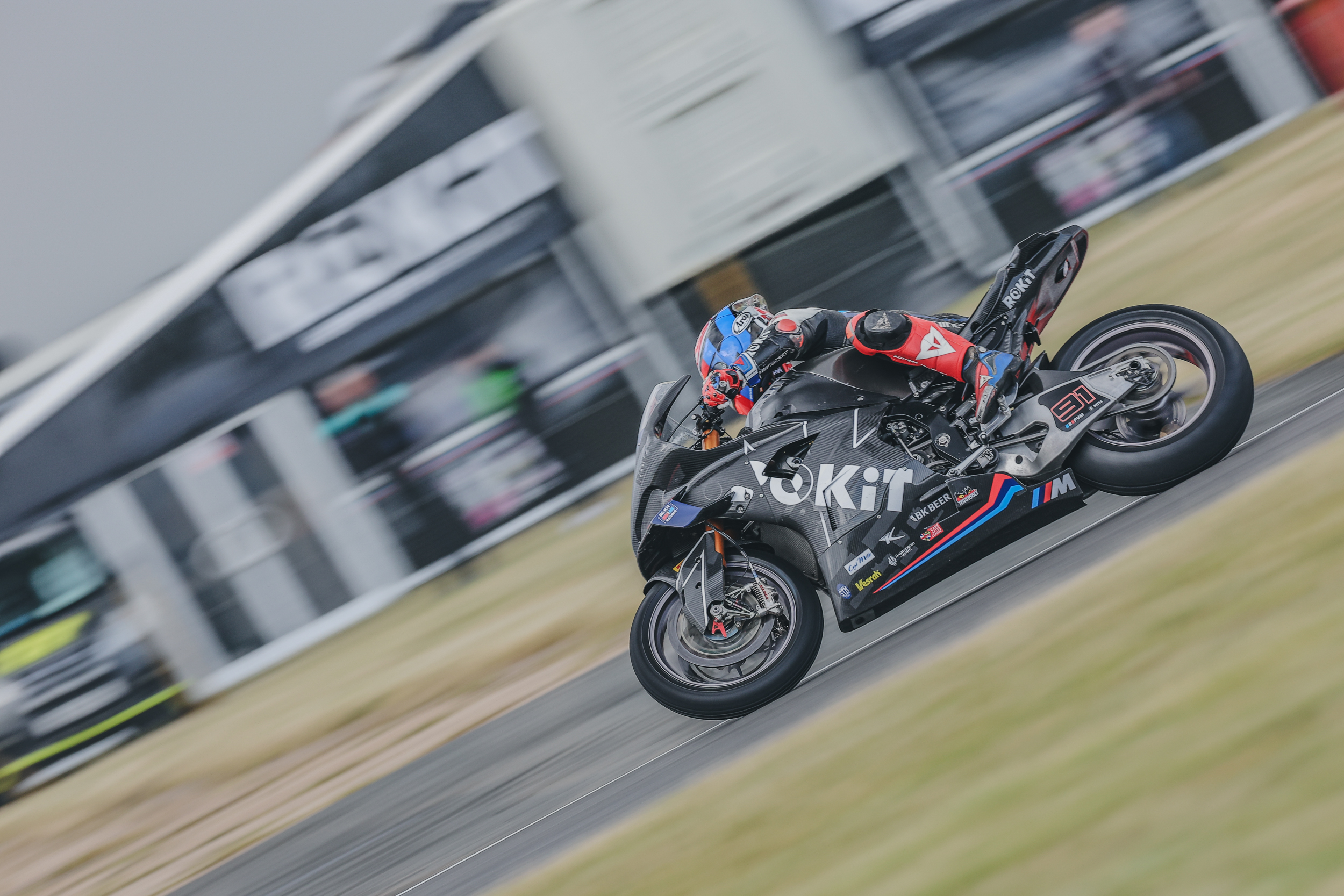 Stacey Whips Up A Storm And Triumphs In Dramatic Snetterton Superbike Race