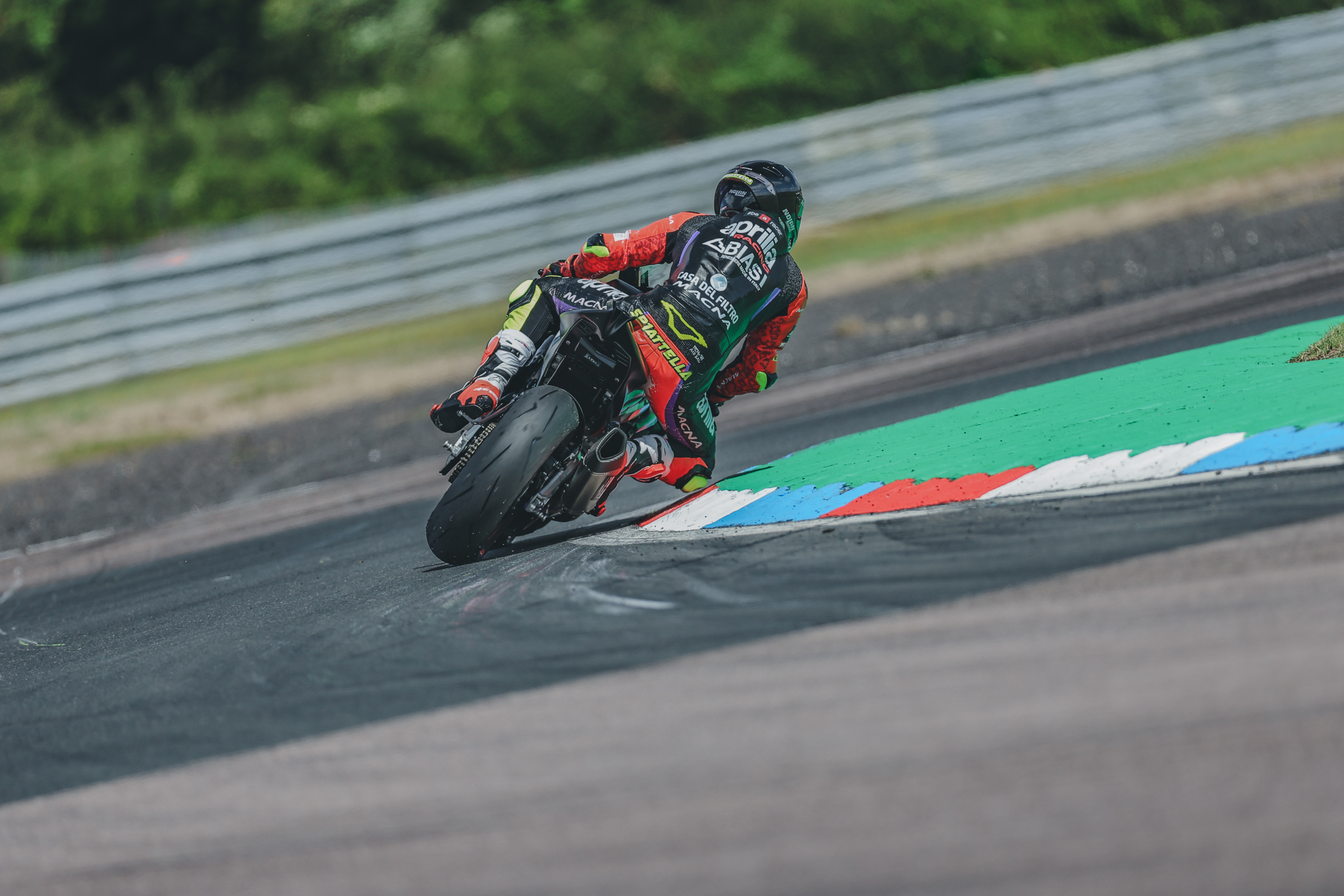 Cooper Commands Thruxton As Sportbike Class Heats Up