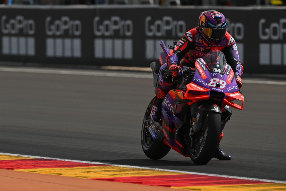 Marc Marquez Serves Up Saturday Masterclass As Martin Reclaims Title Lead