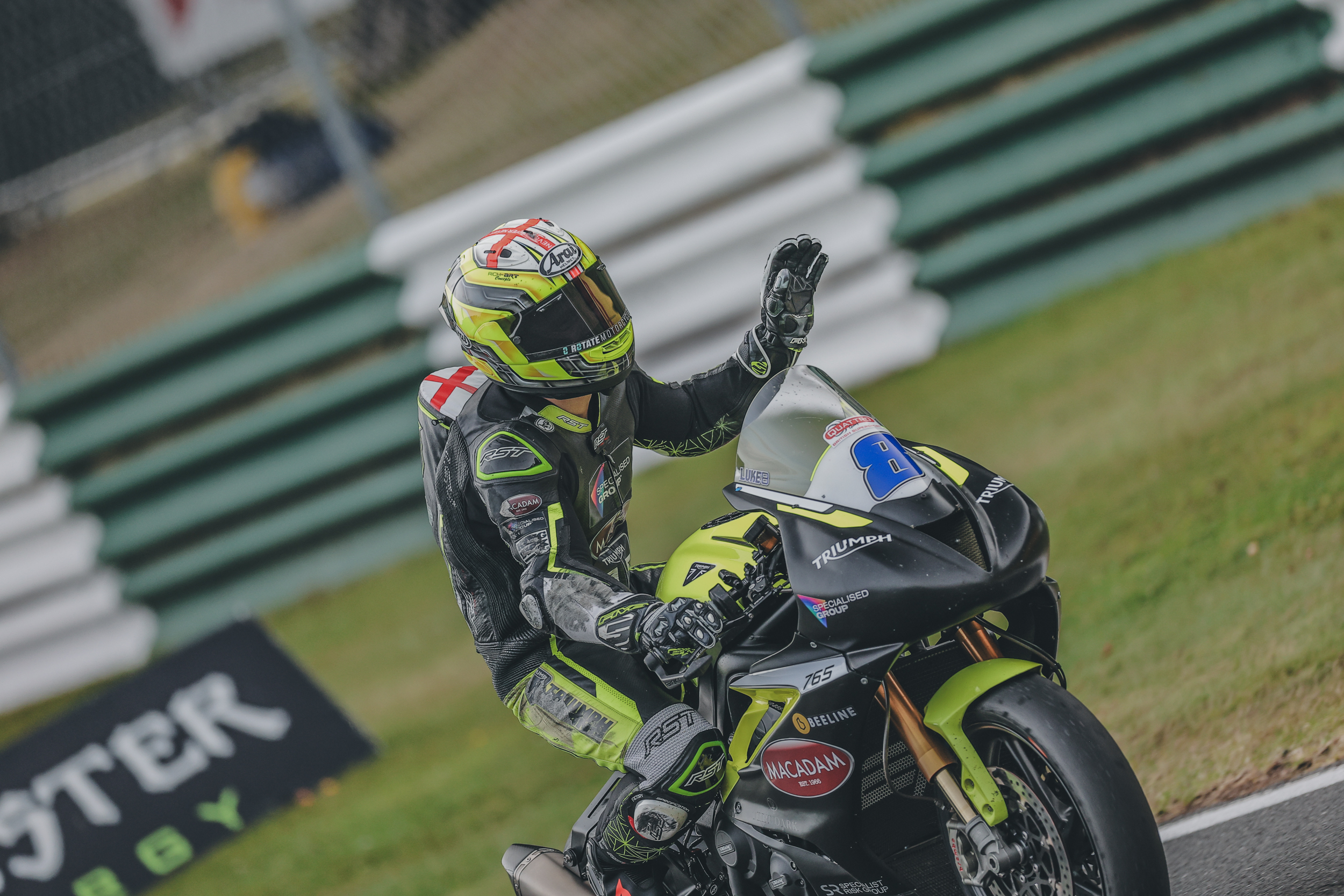 Quattro Group British Supersport & Gp2 / Hel Supersport Cup - Cadwell Park Monday Recap