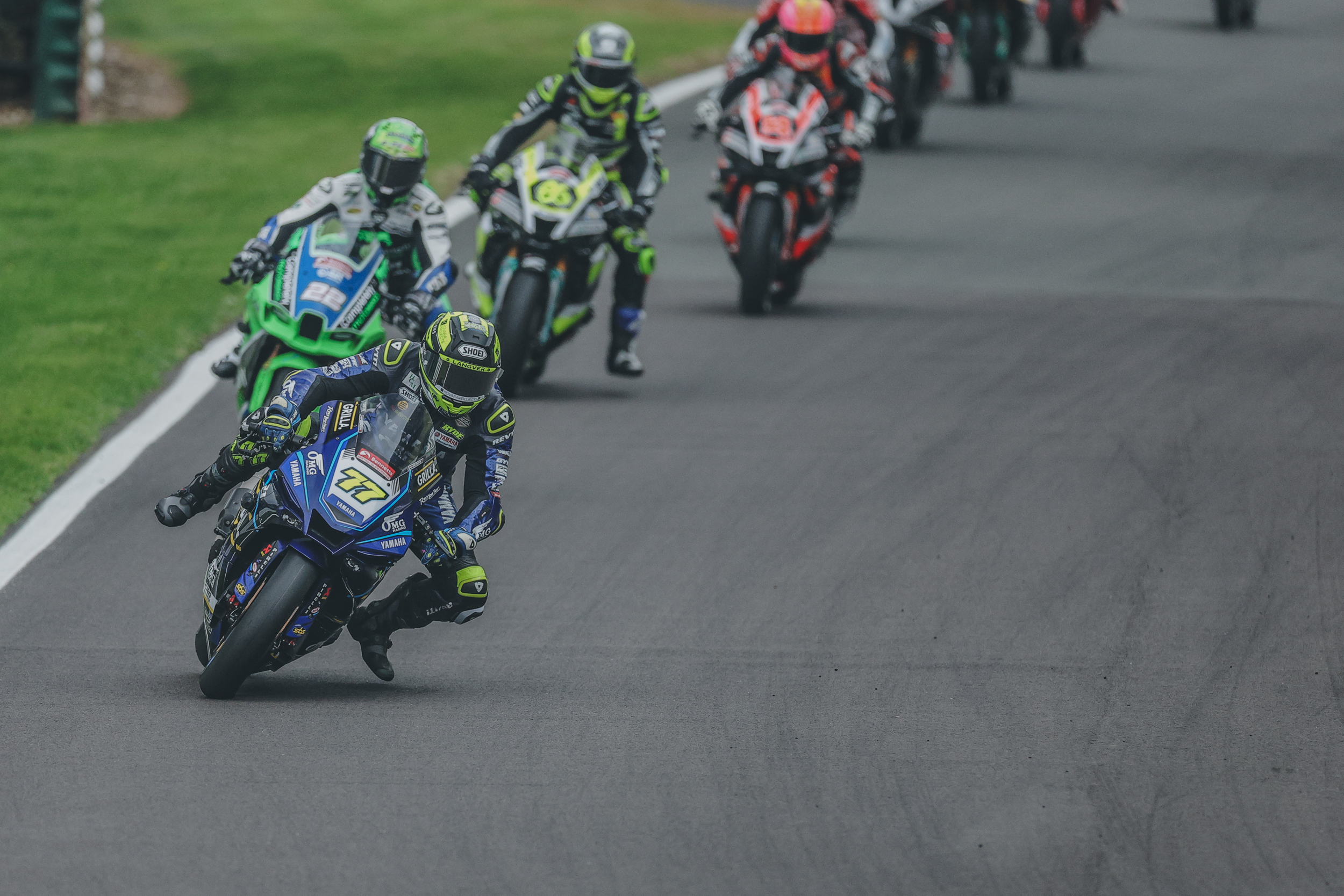 Ryde Dominates As Local Hero Jackson Shines In Cadwell Park Thriller