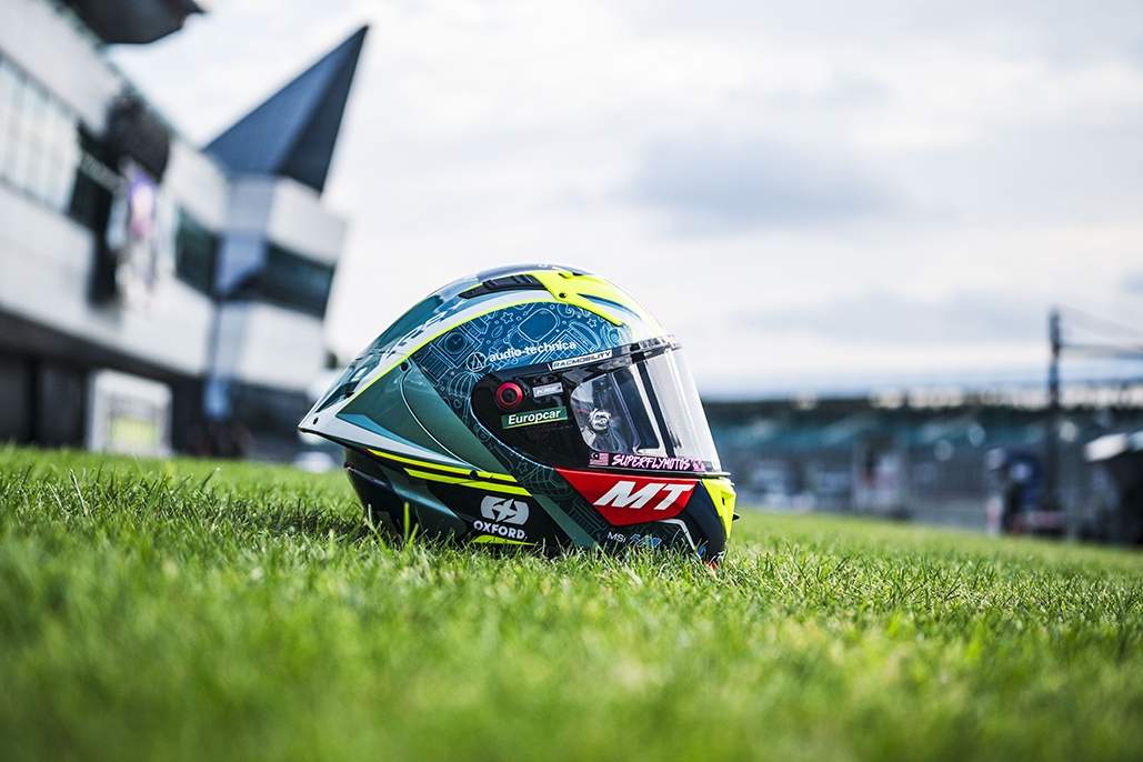 Sergio García And Iván Ortolá Unveil New Oxford-inspired Mt Helmet