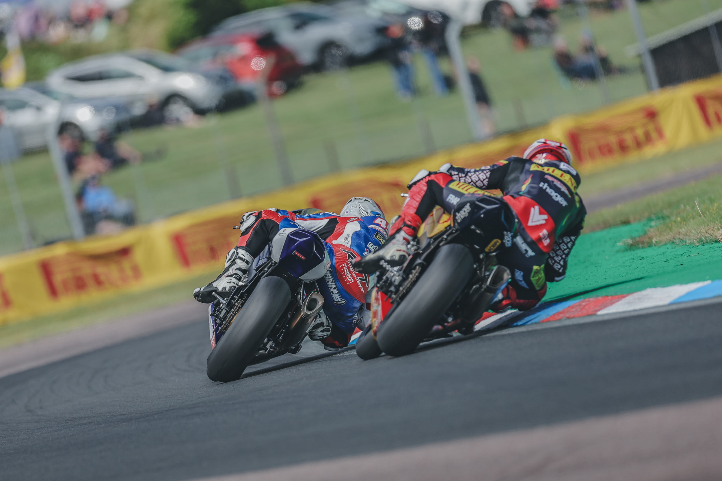 Swann Dominates Thruxton Superstock Saturday