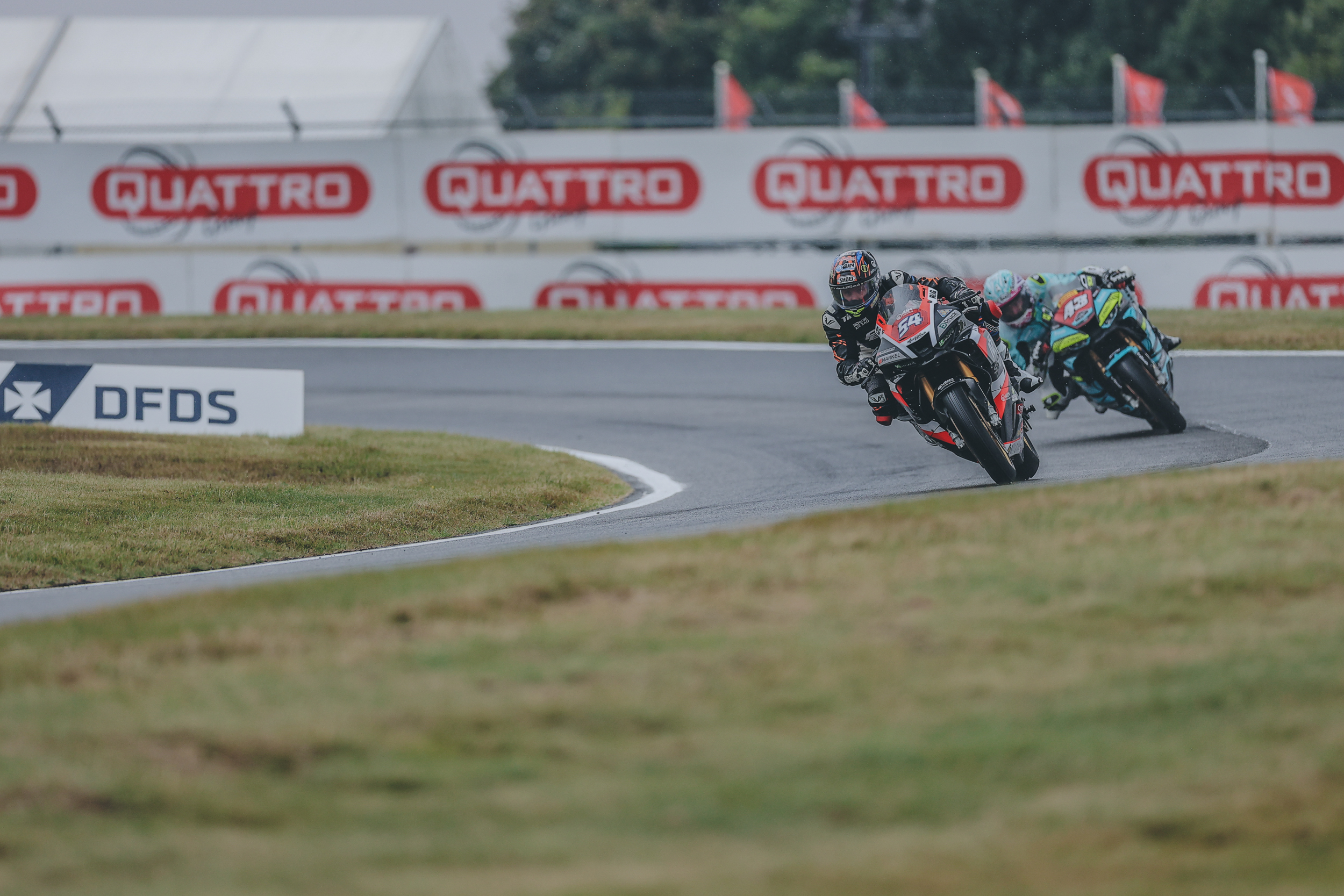 Truelove Leads The Way In Challenging Conditions At Cadwell Park