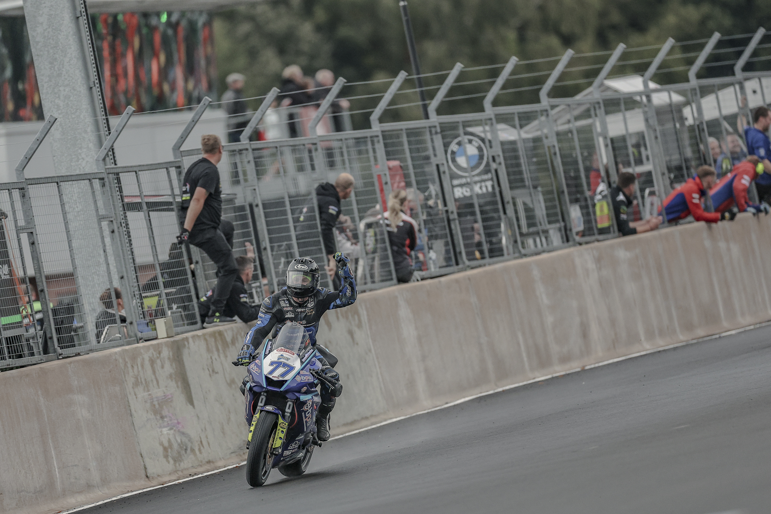 Cooper Triumphs In Thrilling Supersport Feature Race At Oulton Park