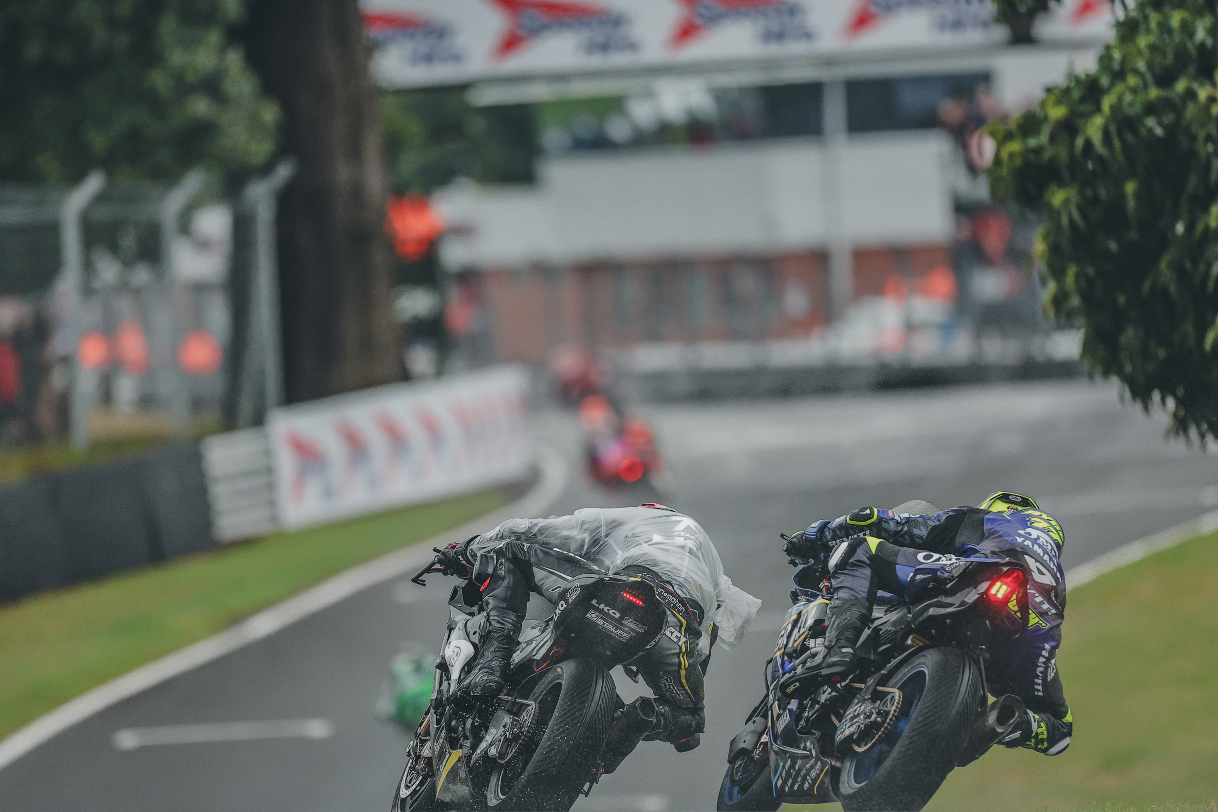 Irwin And Ryde Triumph In Dramatic Oulton Park Showdown