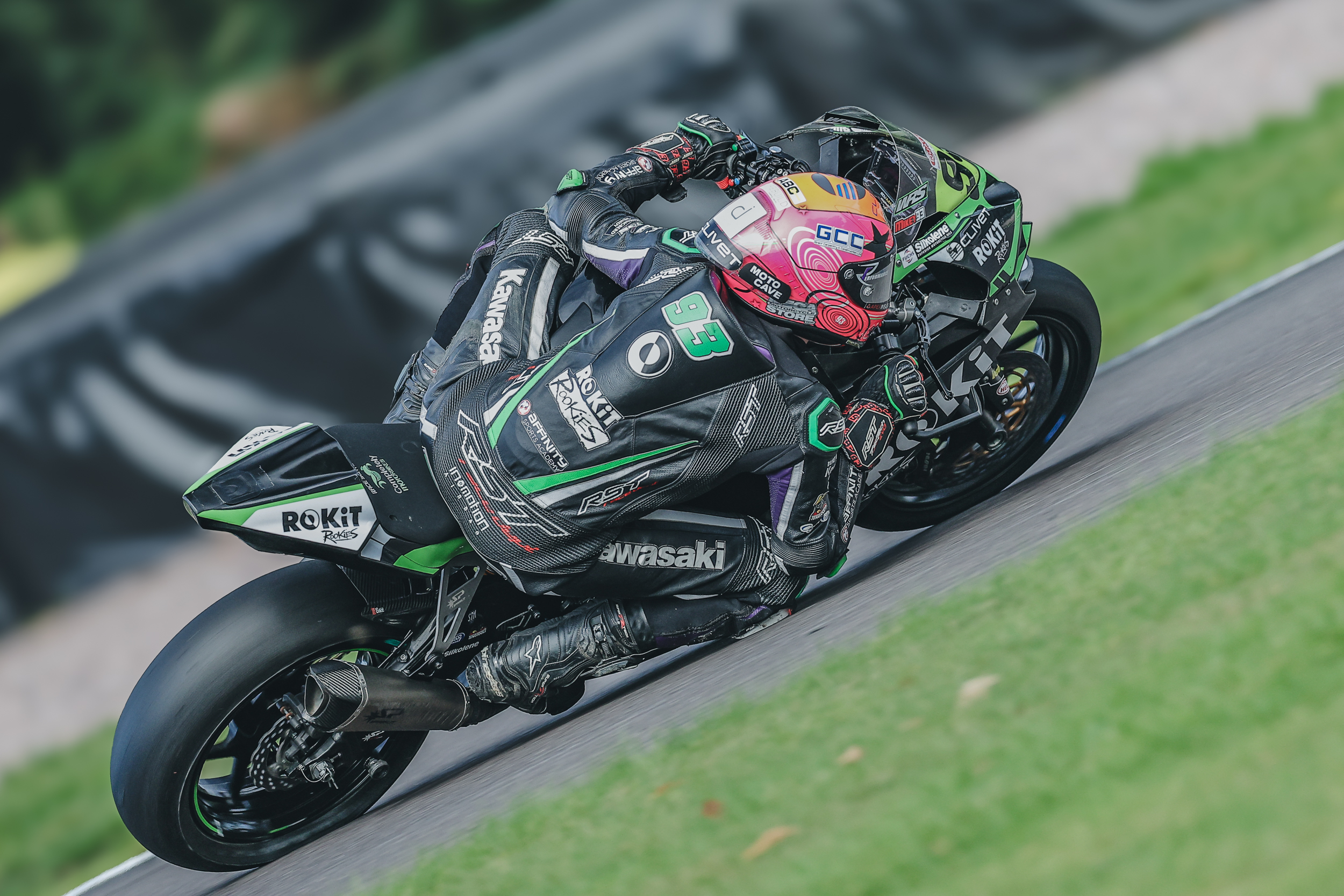 Kennedy Edges Stapleford In Thrilling Supersport Sprint At Oulton Park