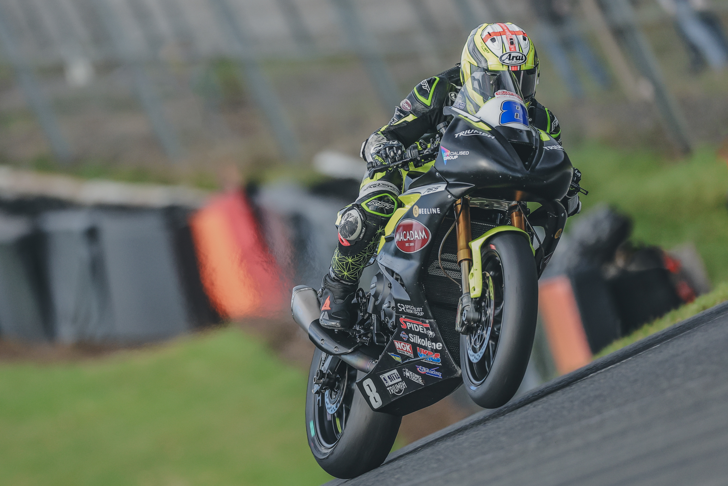 Kennedy Edges Stapleford In Thrilling Supersport Sprint At Oulton Park