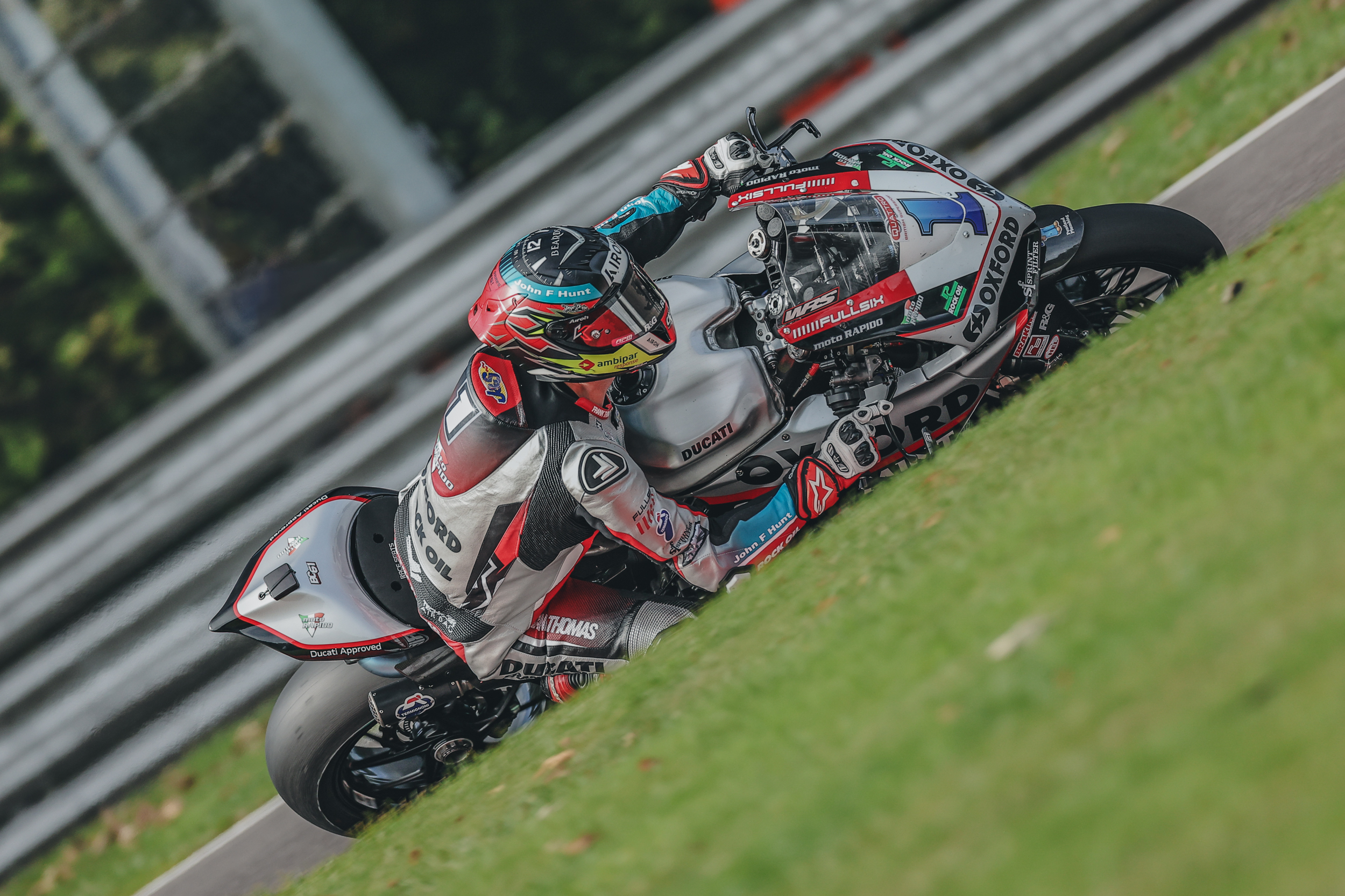 Kennedy Edges Stapleford In Thrilling Supersport Sprint At Oulton Park