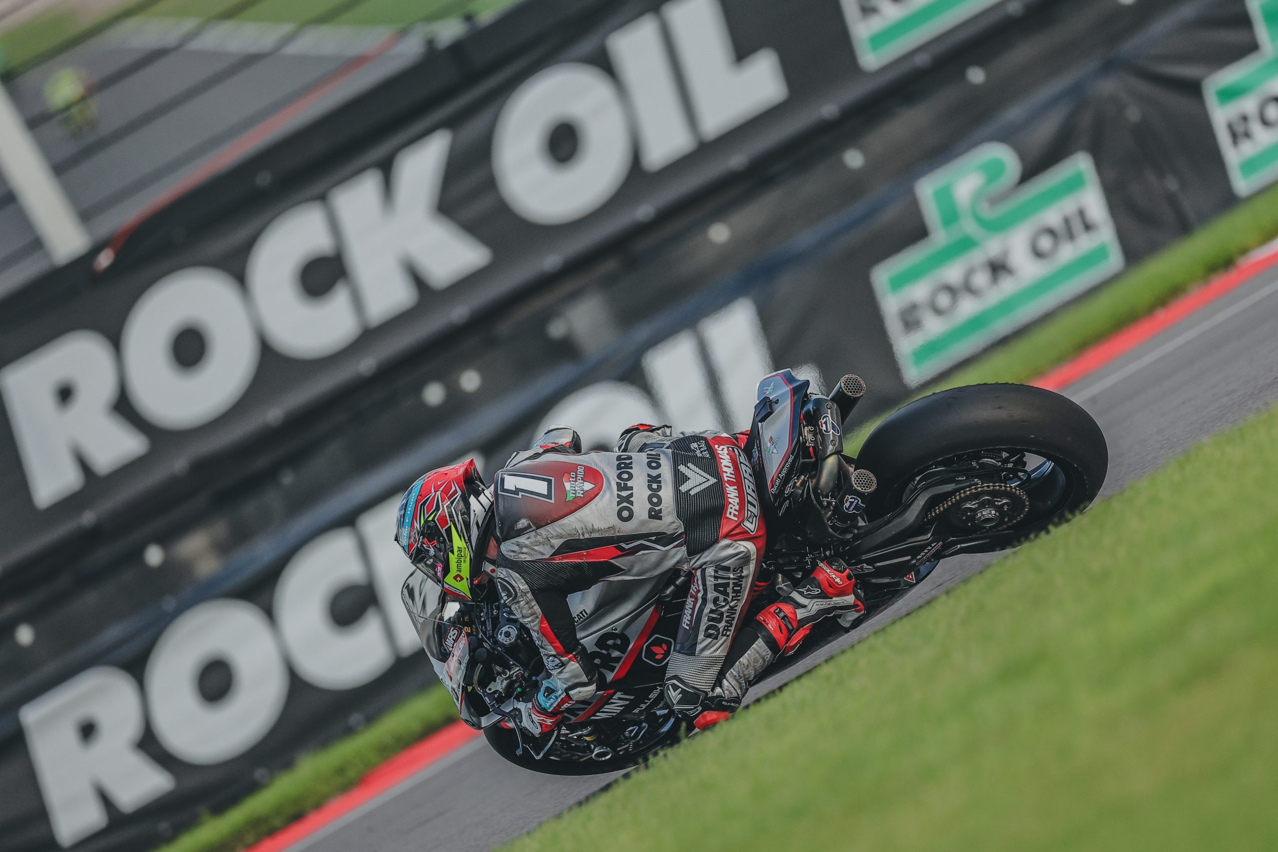 Quattro Group British Supersport & Gp2 / Hel Supersport Cup - Round 10 At Donington Park