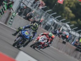 Ryde Triumphs In Dramatic Bennetts British Superbike Showdown Opener At Oulton Park